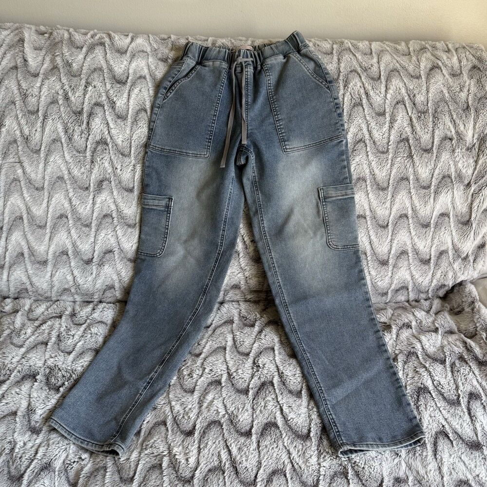 SO Super High Rise Denim Jogger Pull On Pants Medium Wash Size XS